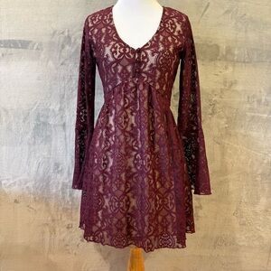 Witchcore Whimsigoth Feminine Lace Crochet Bell Sleeve w/Nude Lining Sz S